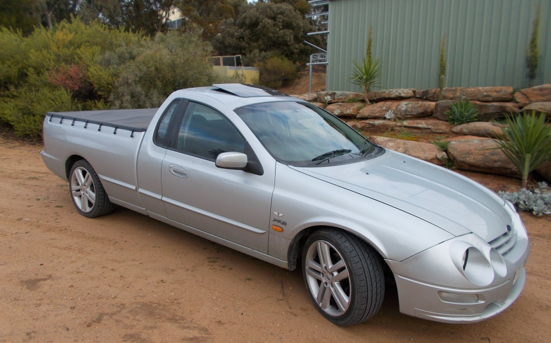 2001 Ford au xr8