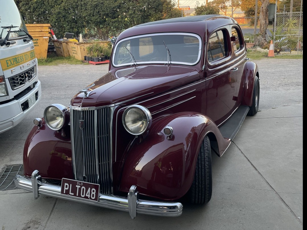 1948 Ford V8 Pilot