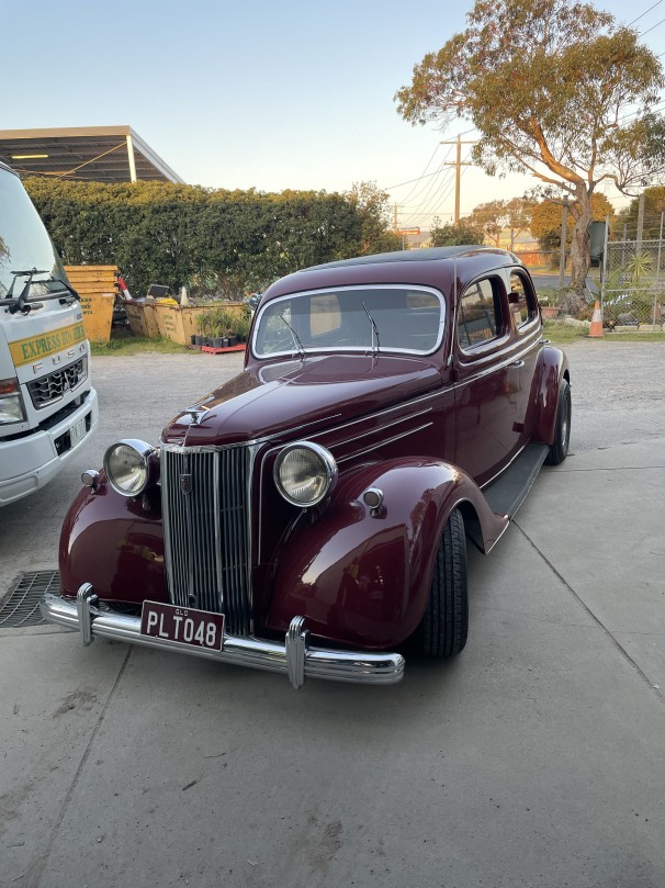 1948 Ford V8 Pilot