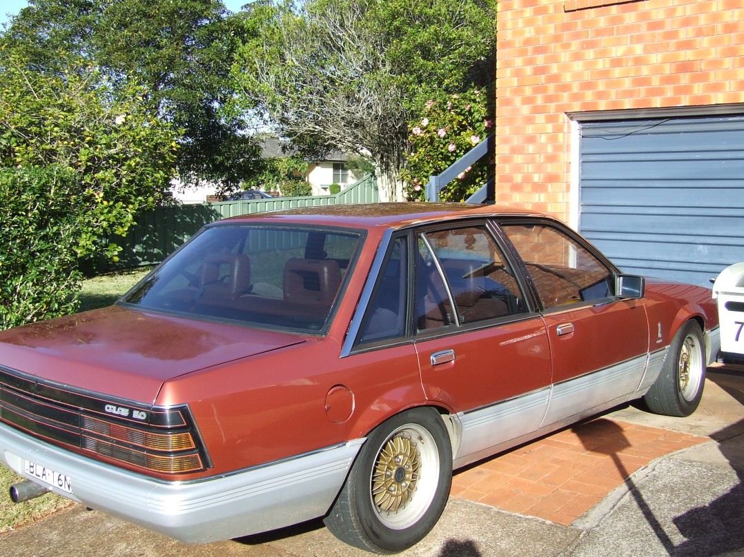 1984 Holden vk calais