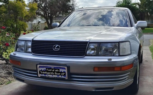 1994 Lexus LS400