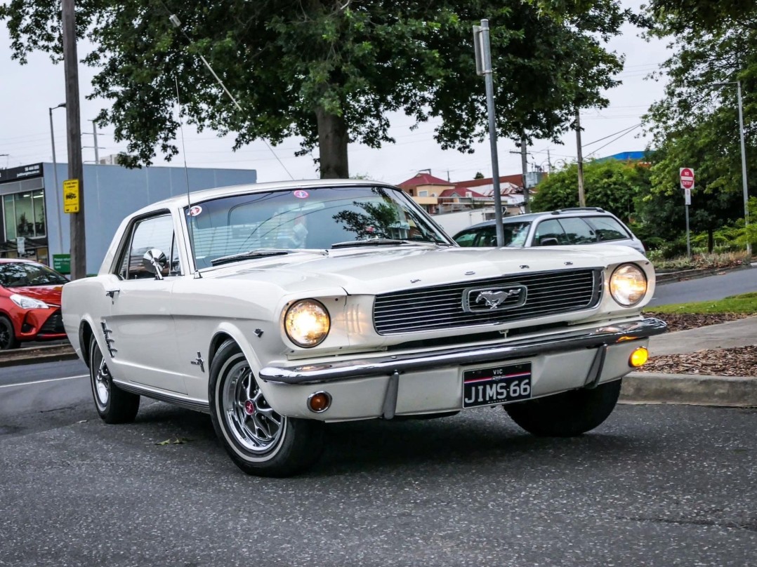 1966 Ford MUSTANG