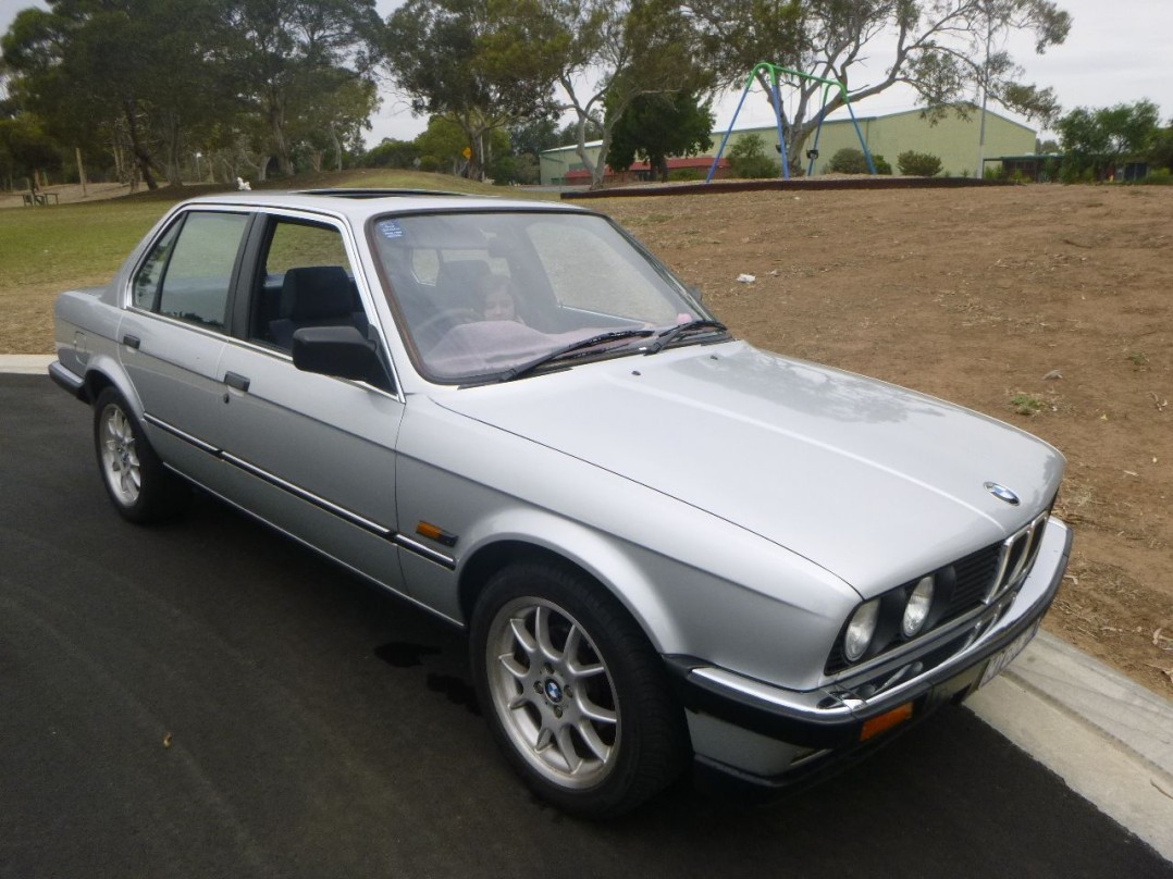 1984 BMW E30