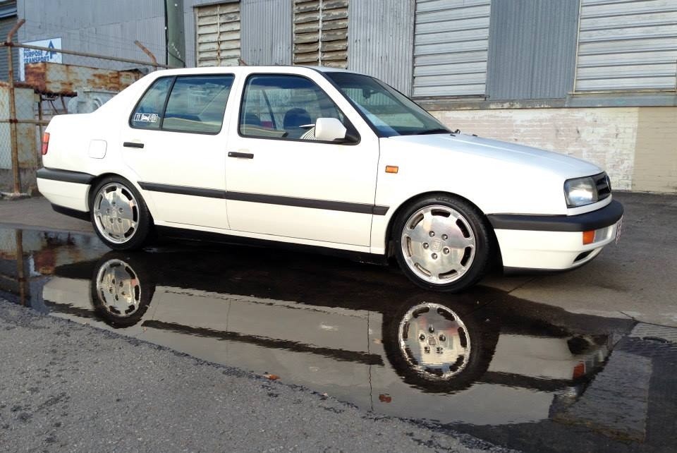 1996 Volkswagen VENTO GL