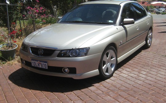 2004 Holden CALAIS/Senator