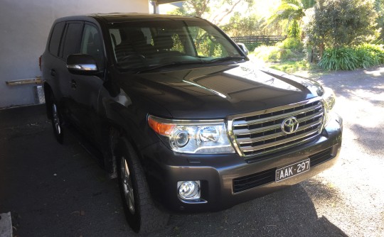 2013 Toyota LANDCRUISER (4x4)