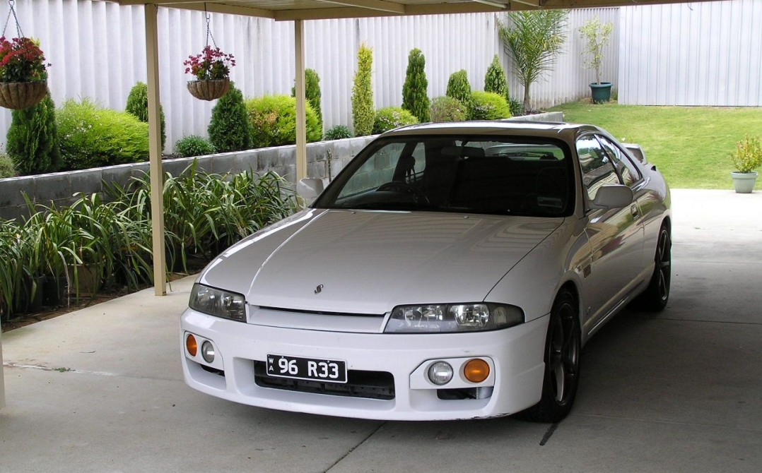 1996 Nissan SKYLINE