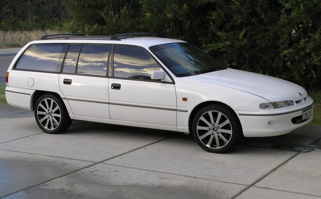 1994 Holden COMMODORE ACCLAIM