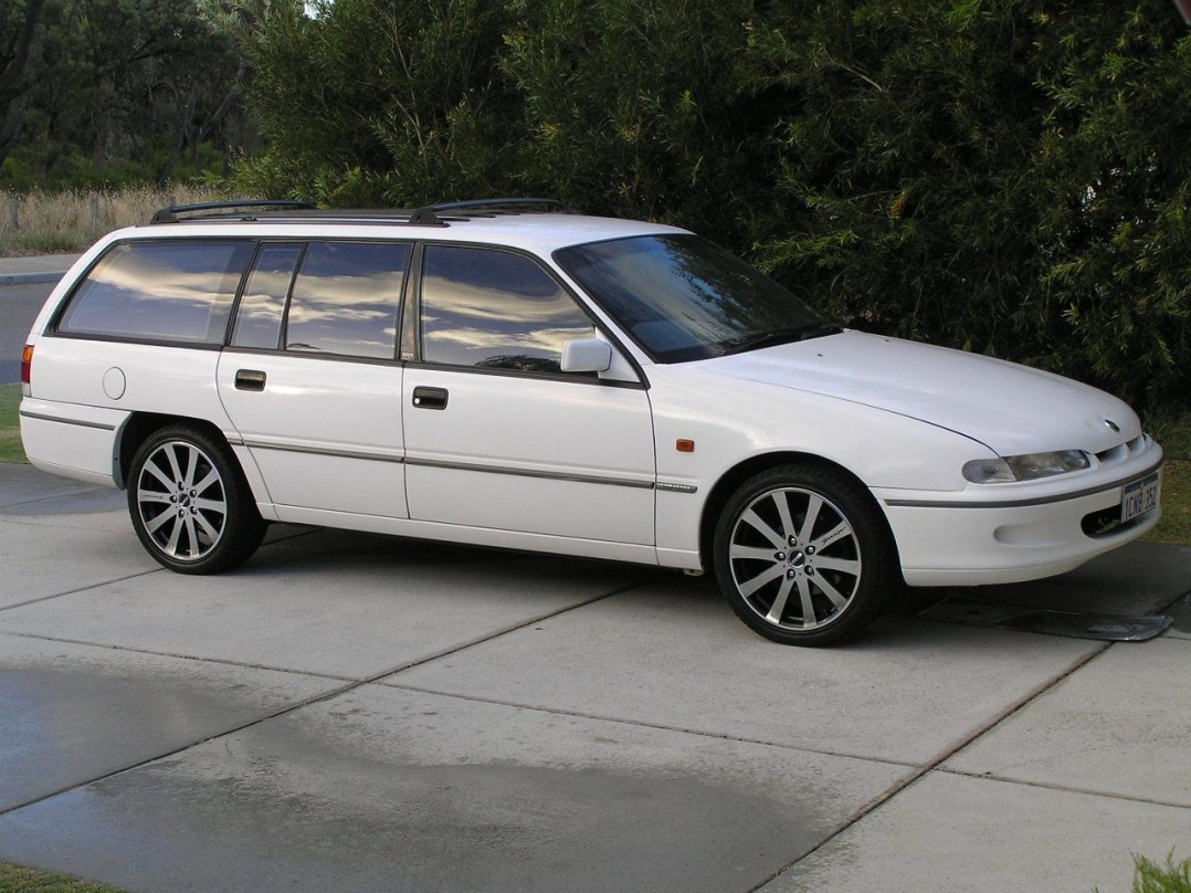 1994 Holden VR COMMODORE ACCLAIM