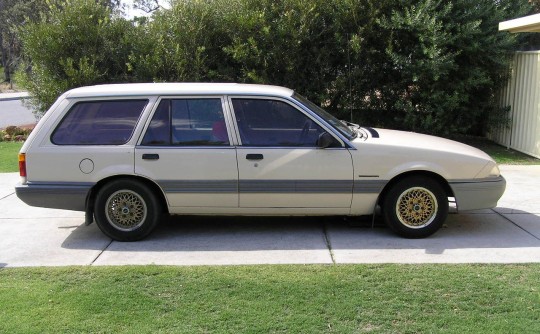 1987 Holden VL COMMODORE