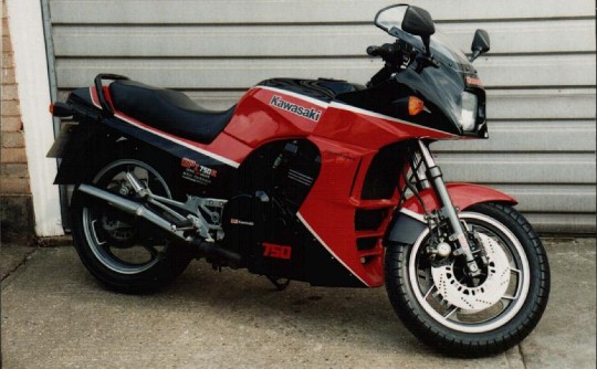1988 Kawasaki 748cc GPZ750R (ZX750)
