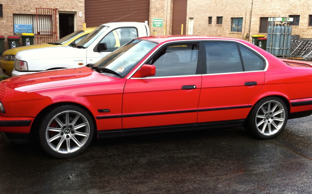 1990 BMW 525i SPORT