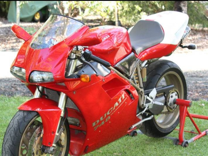 1996 Ducati 748cc 748