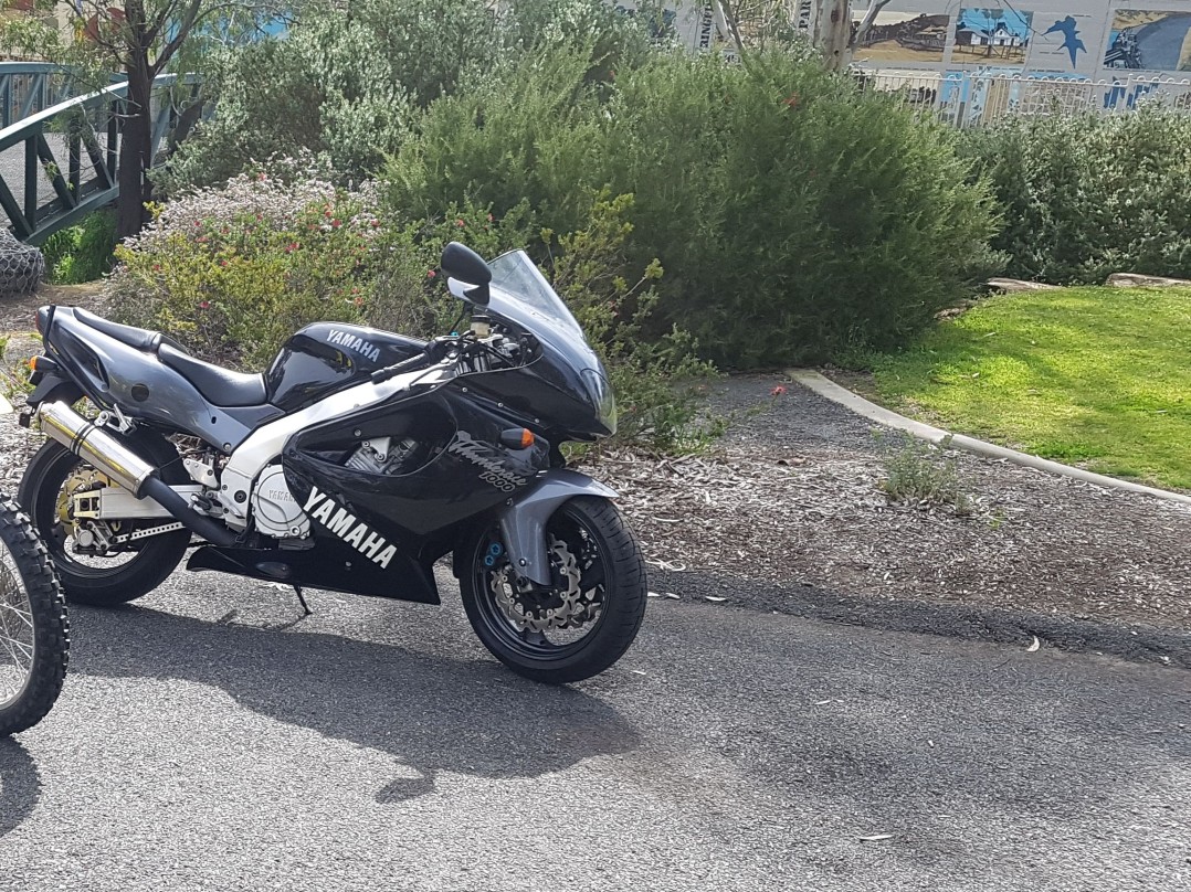 1997 Yamaha 1002cc YZF1000R THUNDERACE