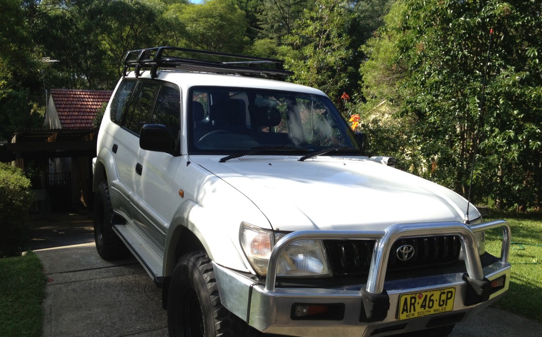 1998 Toyota LANDCRUISER (4x4)