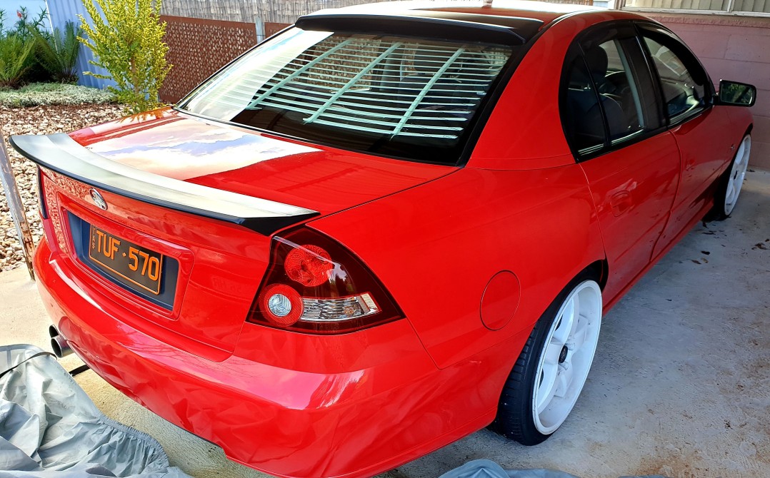2004 Holden VY