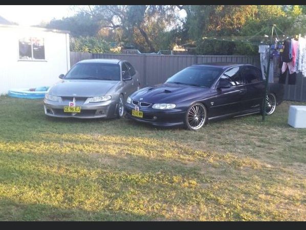 1998 Holden Vt ss