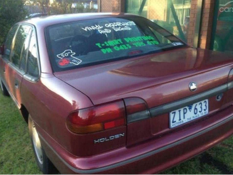 1993 Holden COMMODORE