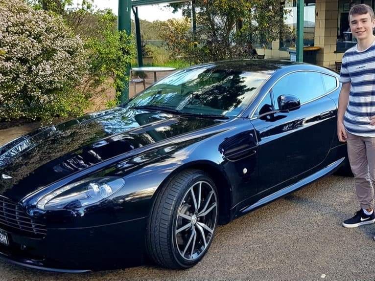 2010 Aston Martin VANTAGE N420