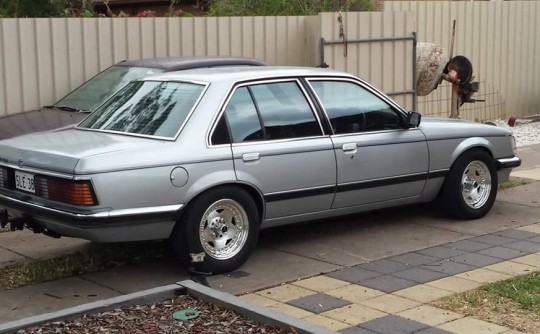 1983 Holden COMMODORE SL/E