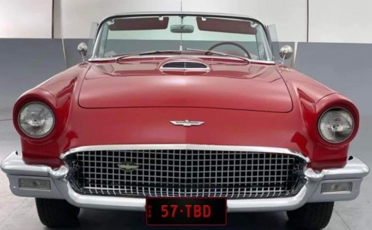 1957 Ford Thunderbird