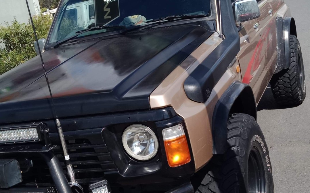 1996 Nissan PATROL (4x4)