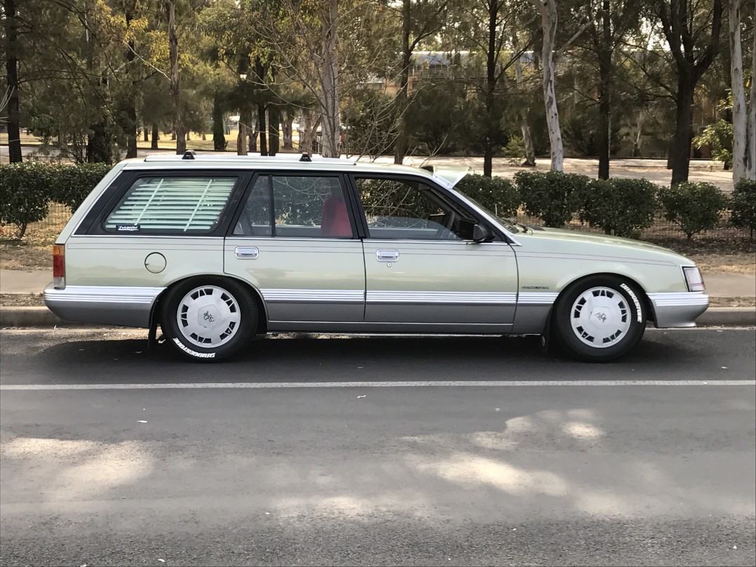 1985 Holden VK Commodore