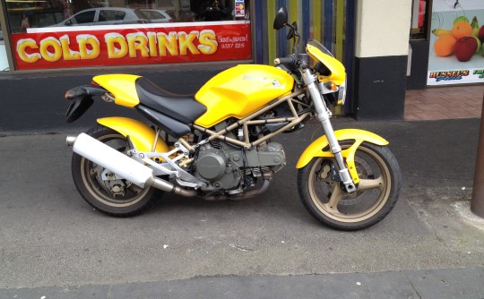 2001 Ducati Monster 600