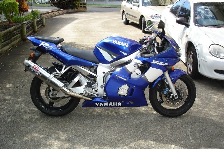 2002 Yamaha R6