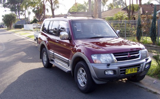 2000 Mitsubishi PAJERO EXCEED LWB (4x4)