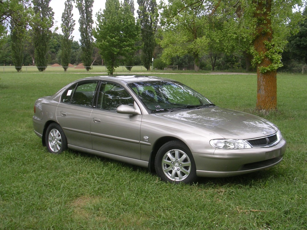 2002 Holden BERLINA