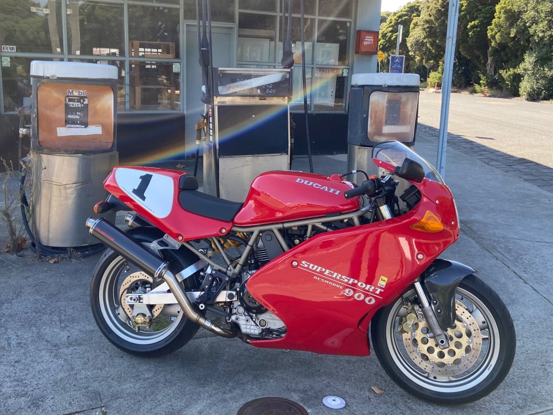 1995 Ducati 900SS