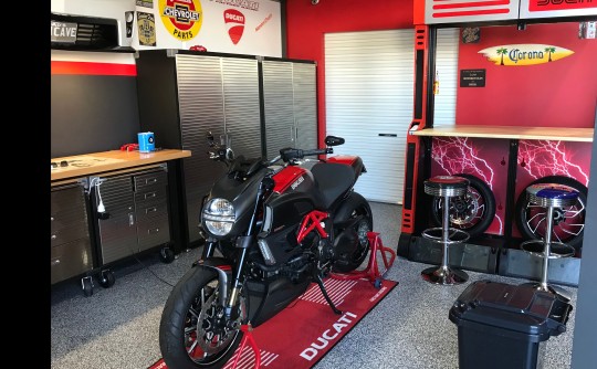 2012 Ducati 1198cc DIAVEL CARBON