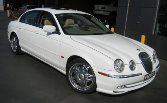 1999 Jaguar S TYPE 4.2 LUXURY