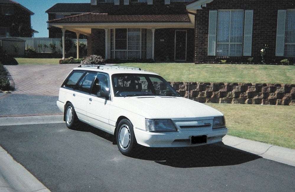 1985 Holden HDT Brock VK Commodore
