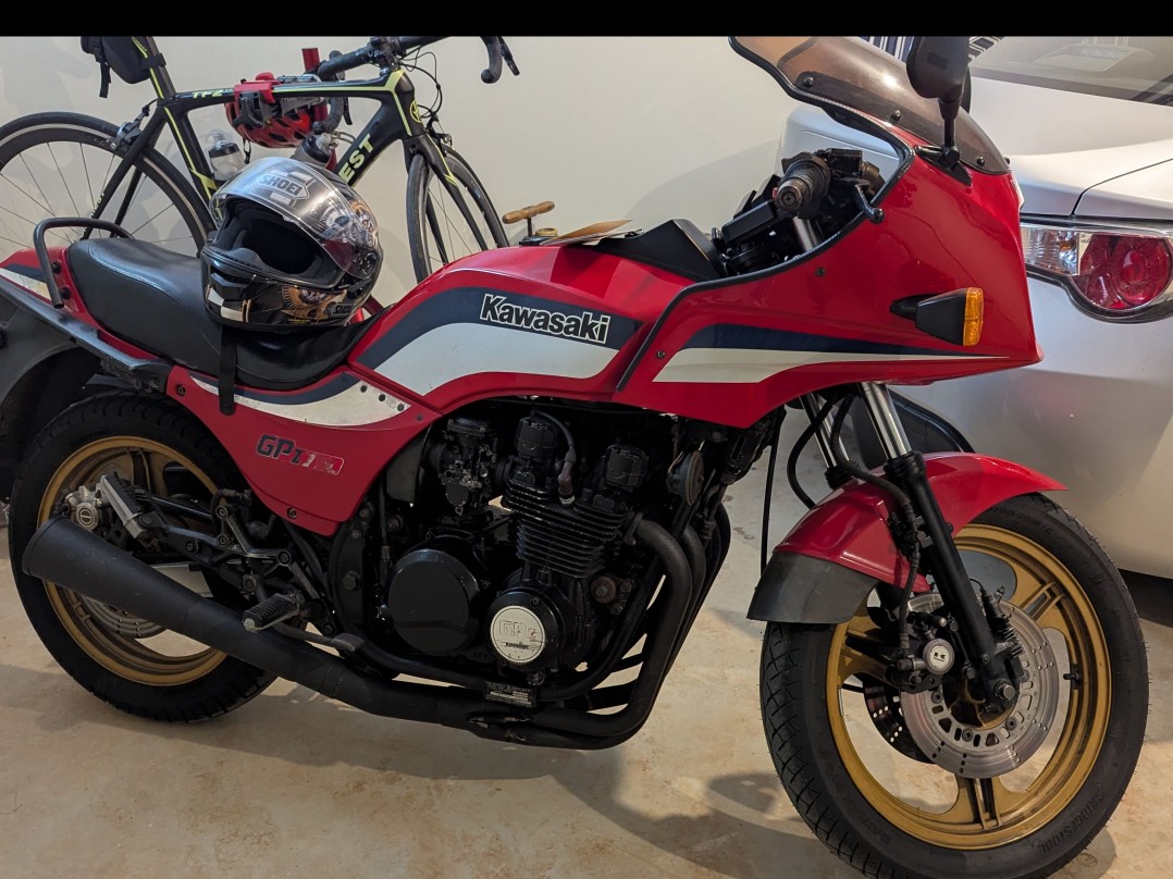 1984 Kawasaki 738cc GPZ750 (ZX750)