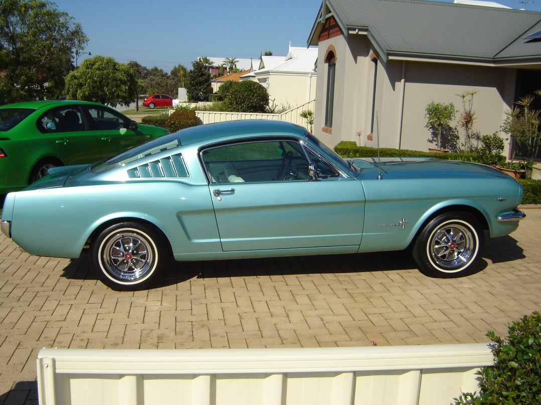 1965 Ford MUSTANG FASTBACK 2+2 A CODE