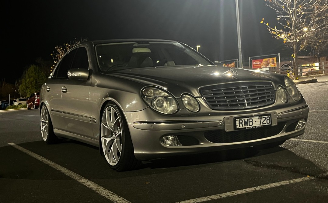 2002 Mercedes-Benz E320 elegance
