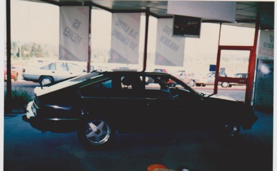 1990 Holden Dealer Team Monza