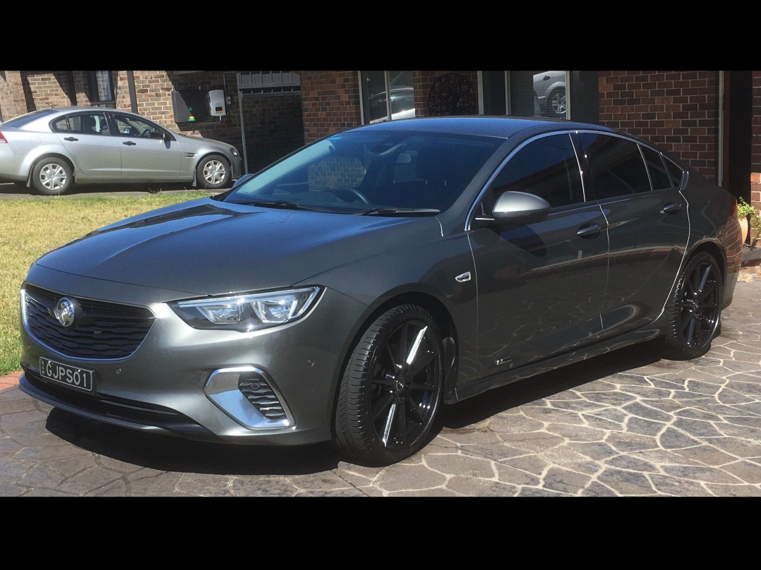 2018 Holden ZB Commodore RSV