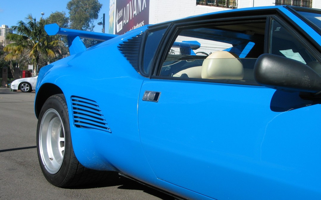 1989 DeTomaso Pantera GT5S