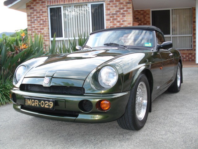 1994 MG RV8