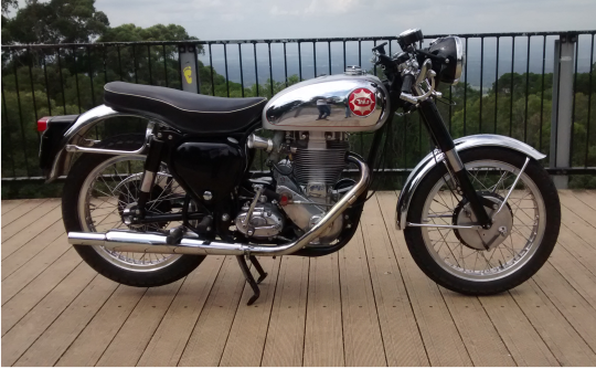 1958 BSA 500cc DBD34 Gold Star