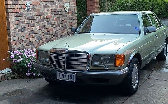 1985 Mercedes-Benz 380SEL