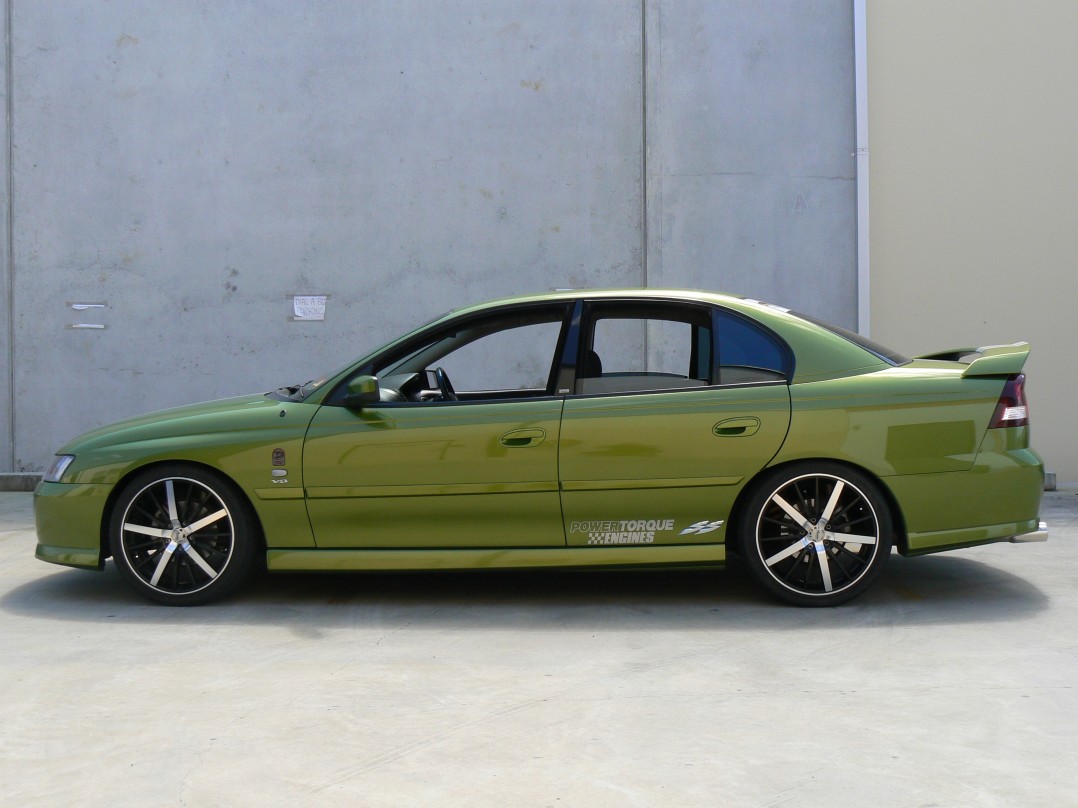 2004 Holden VY commodore