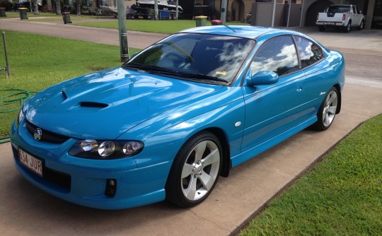 2004 Holden COMMODORE