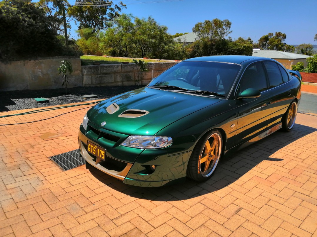 2001 Holden Special Vehicles GTS