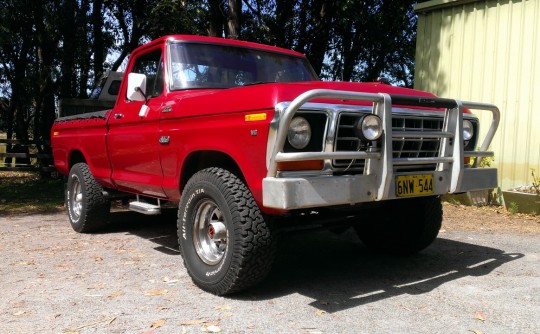 1977 Ford F100 (4x4)