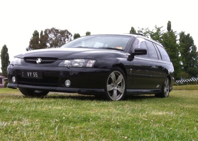 2004 VY Holden COMMODORE WAGON SS