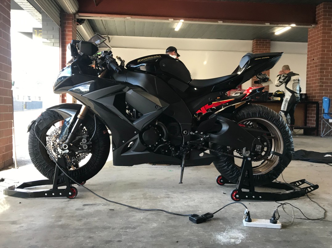 2010 Kawasaki 998cc ZX-10R (ZX1000 NINJA)